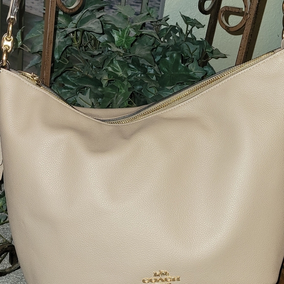 NEW COACH W/O TAGS - Picture 3 of 7